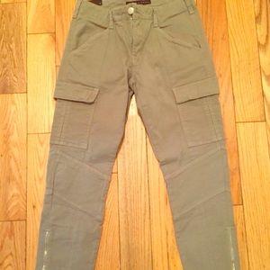 Brand new, never worn J Brand cargo cropped pants